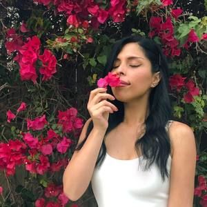 Meet your Posher, Sandra